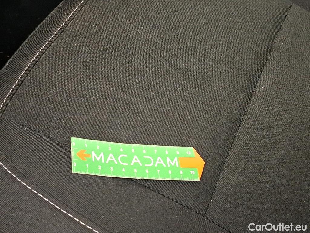  Renault  Captur  II Business 1.5 dCi 115CV BVA7 E6dT #16