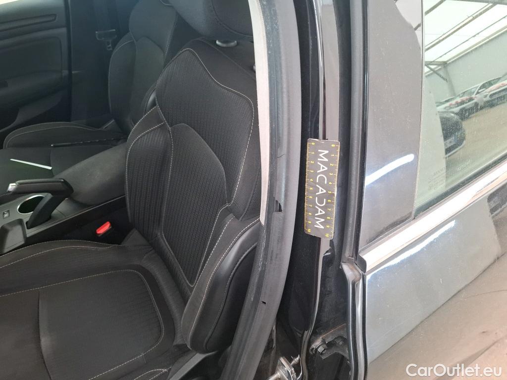  Renault  Megane  IV Berline 5pt. Business 1.5 dCi 115CV BVM6 E6dT #47