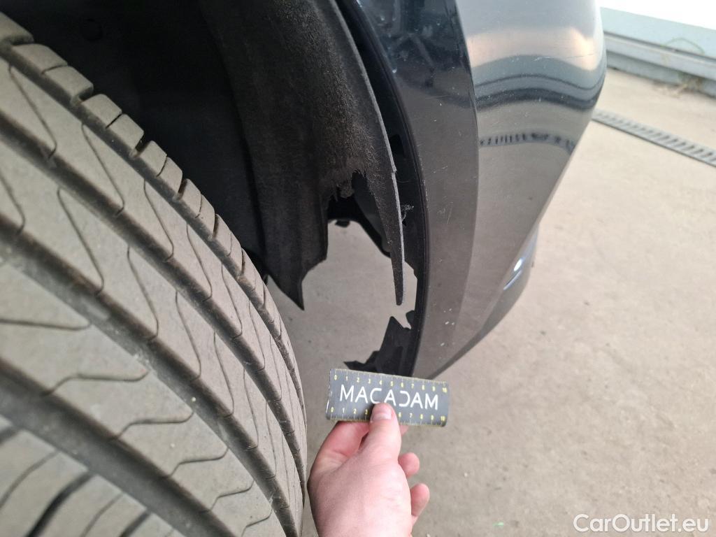  Renault  Megane  IV Berline 5pt. Business 1.5 dCi 115CV BVM6 E6dT #50