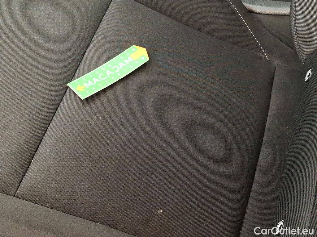  Renault  Captur  II Business 1.5 dCi 115CV BVA7 E6dT #13