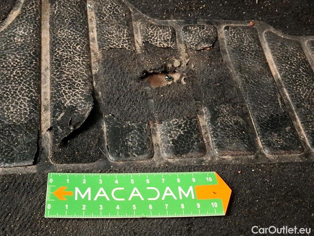  Renault  Captur  II Business 1.5 dCi 115CV BVA7 E6dT #2