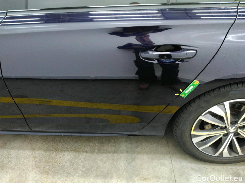  Peugeot  508 PEUGEOT  SW / 2018 / 5P / Break BlueHDi 130 S&S EAT8 Allure Pack #38