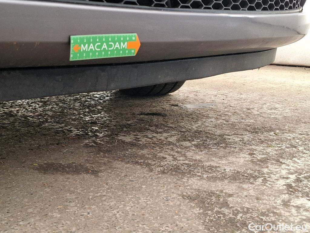  Renault  Trafic RENAULT  4p Combi Zen L2 Energy dCi 125 #13