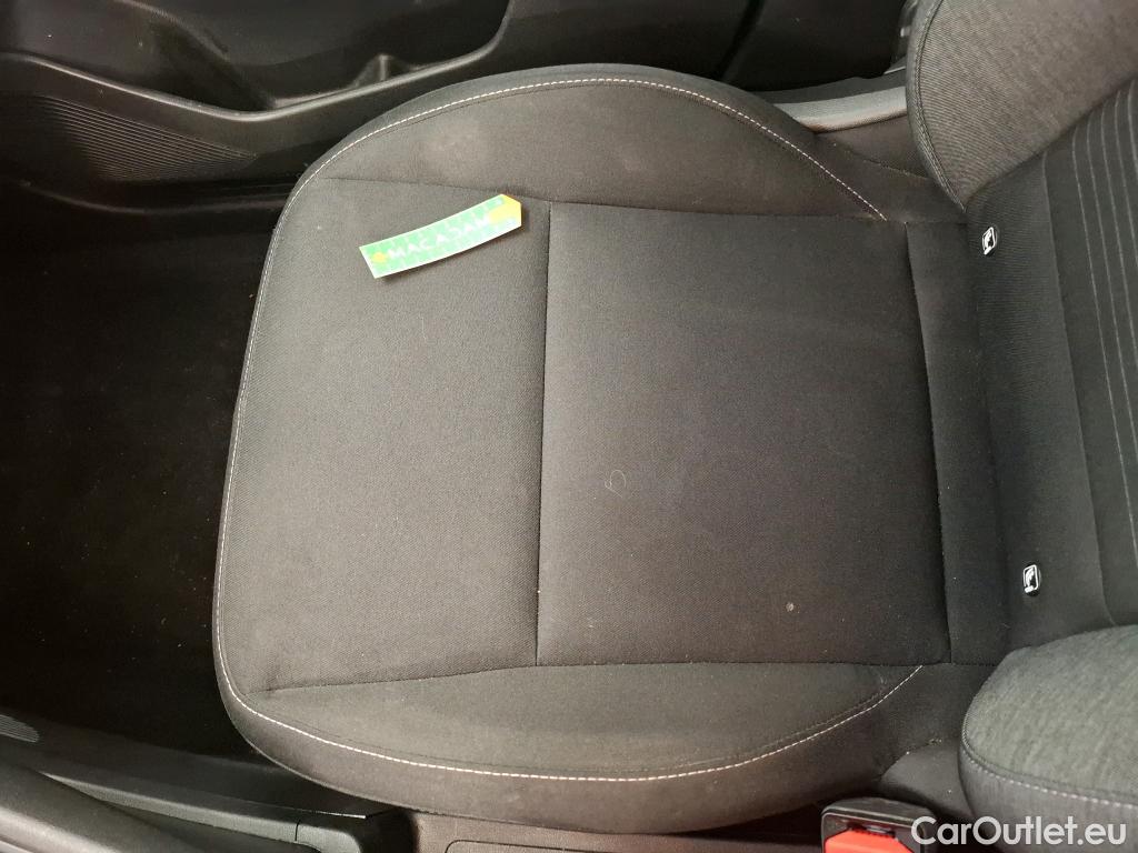  Renault  Captur  II Business 1.5 dCi 115CV BVA7 E6dT #11