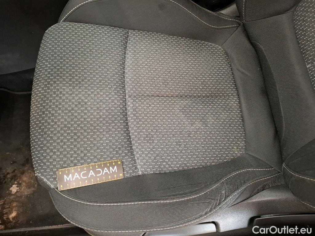  Renault  Kadjar RENAULT  / 2018 / 5P / Crossover Evolution dCi 115 EDC #10