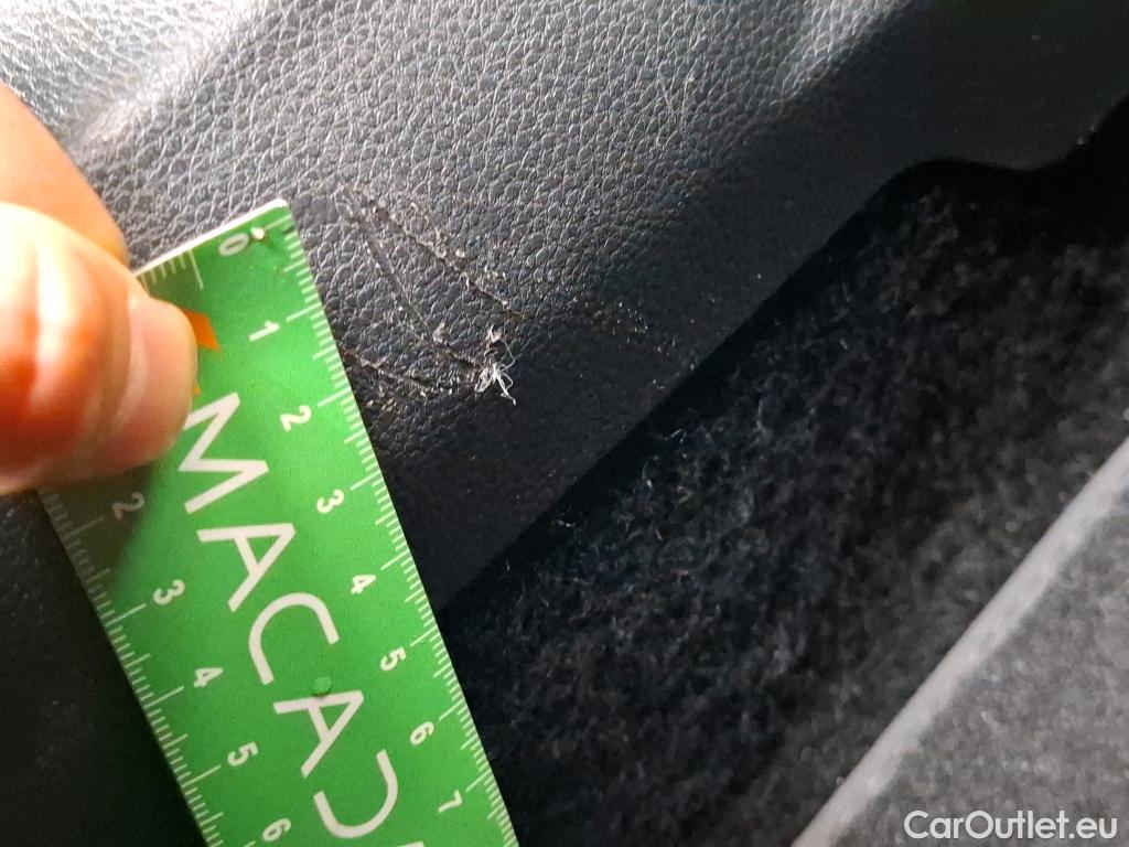  Seat  ATECA SEAT  / 2016 / 5P / SUV 1.6 TDI 115 DSG7 Eco S&S S.Business #9