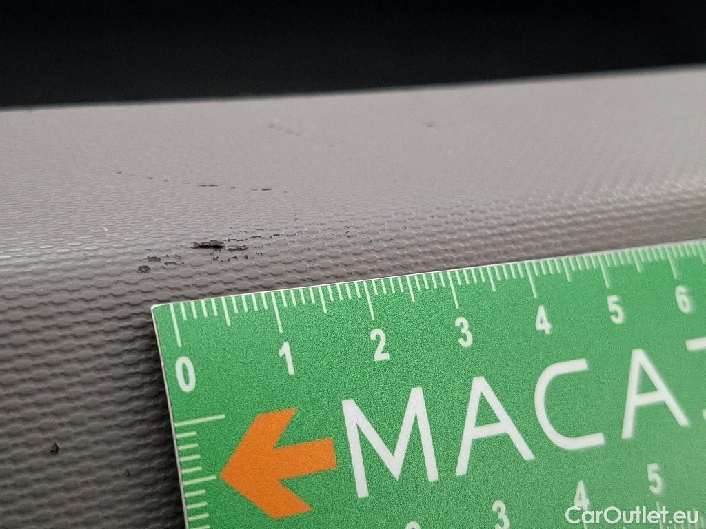  Renault  Trafic RENAULT  4p Combi Zen L2 Energy dCi 125 #30