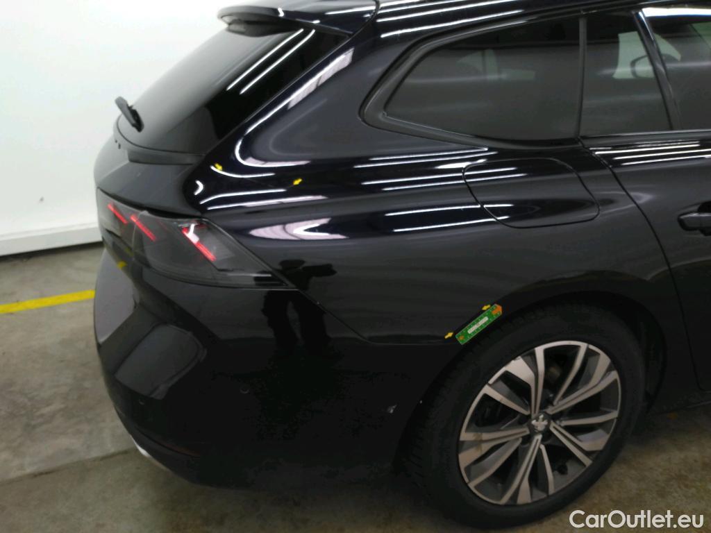  Peugeot  508 PEUGEOT  SW / 2018 / 5P / Break BlueHDi 130 S&S EAT8 Allure Pack #40