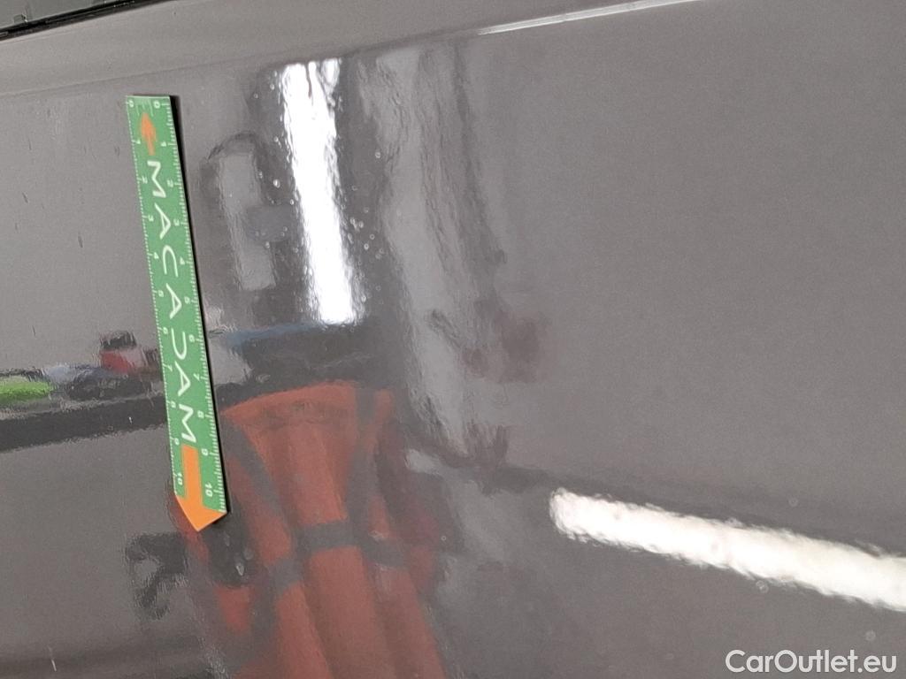  Renault  Trafic RENAULT  4p Combi Zen L2 Energy dCi 125 #8