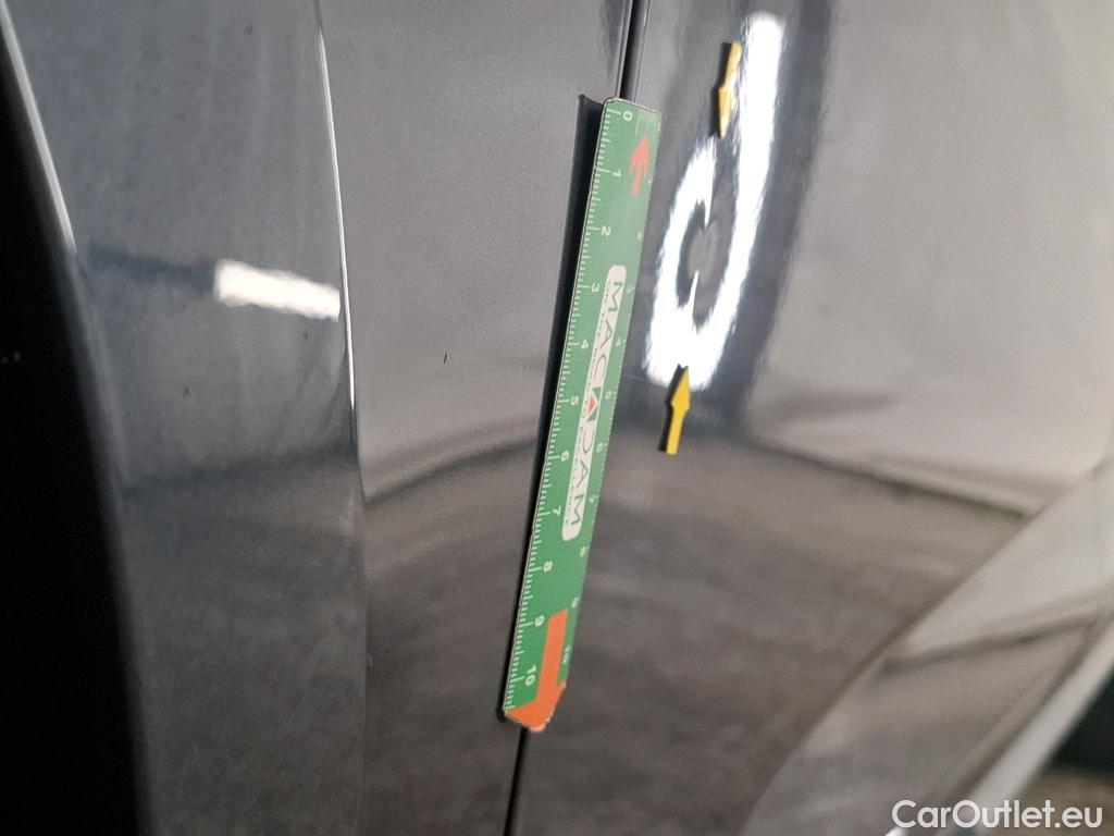  Renault  Megane RENAULT Mégane Estate / 2020 / 5P / Break Business TCe 140 EDC FAP #51