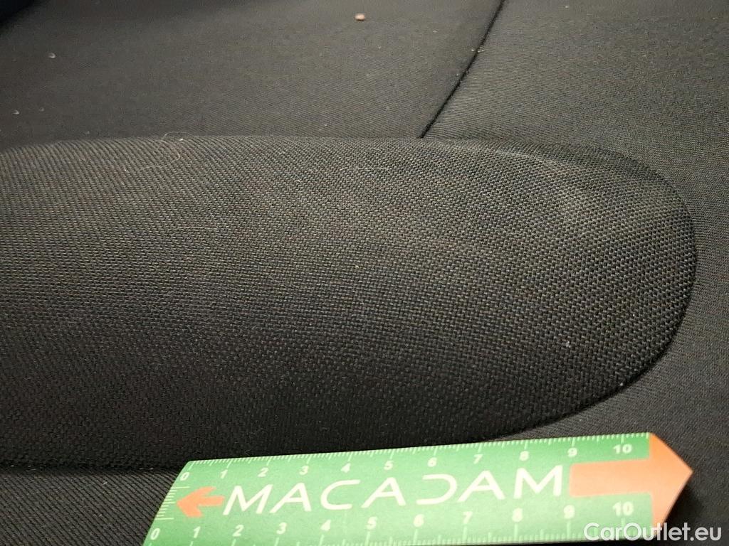  Renault  Trafic RENAULT  4p Combi Zen L2 Energy dCi 125 #54