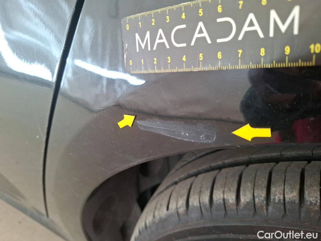  Renault  Megane  IV Berline 5pt. Business 1.5 dCi 115CV BVM6 E6dT #38