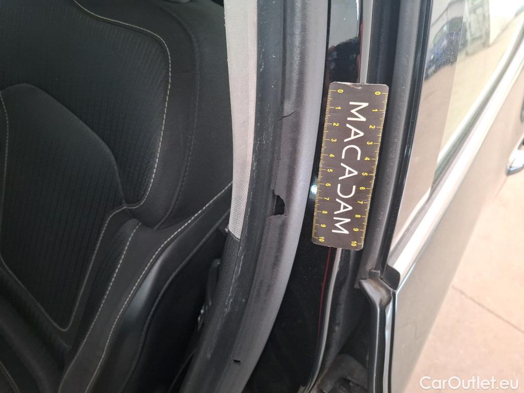  Renault  Megane  IV Berline 5pt. Business 1.5 dCi 115CV BVM6 E6dT #48