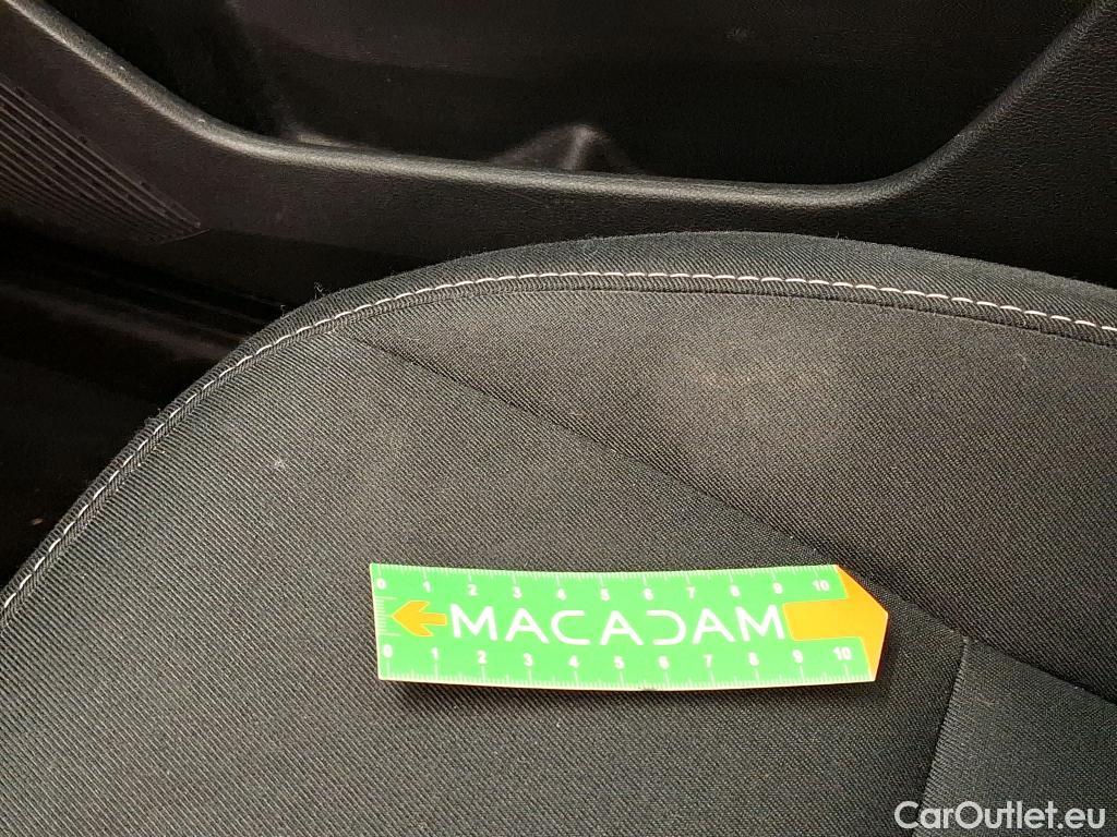  Renault  Captur  II Business 1.5 dCi 115CV BVA7 E6dT #12