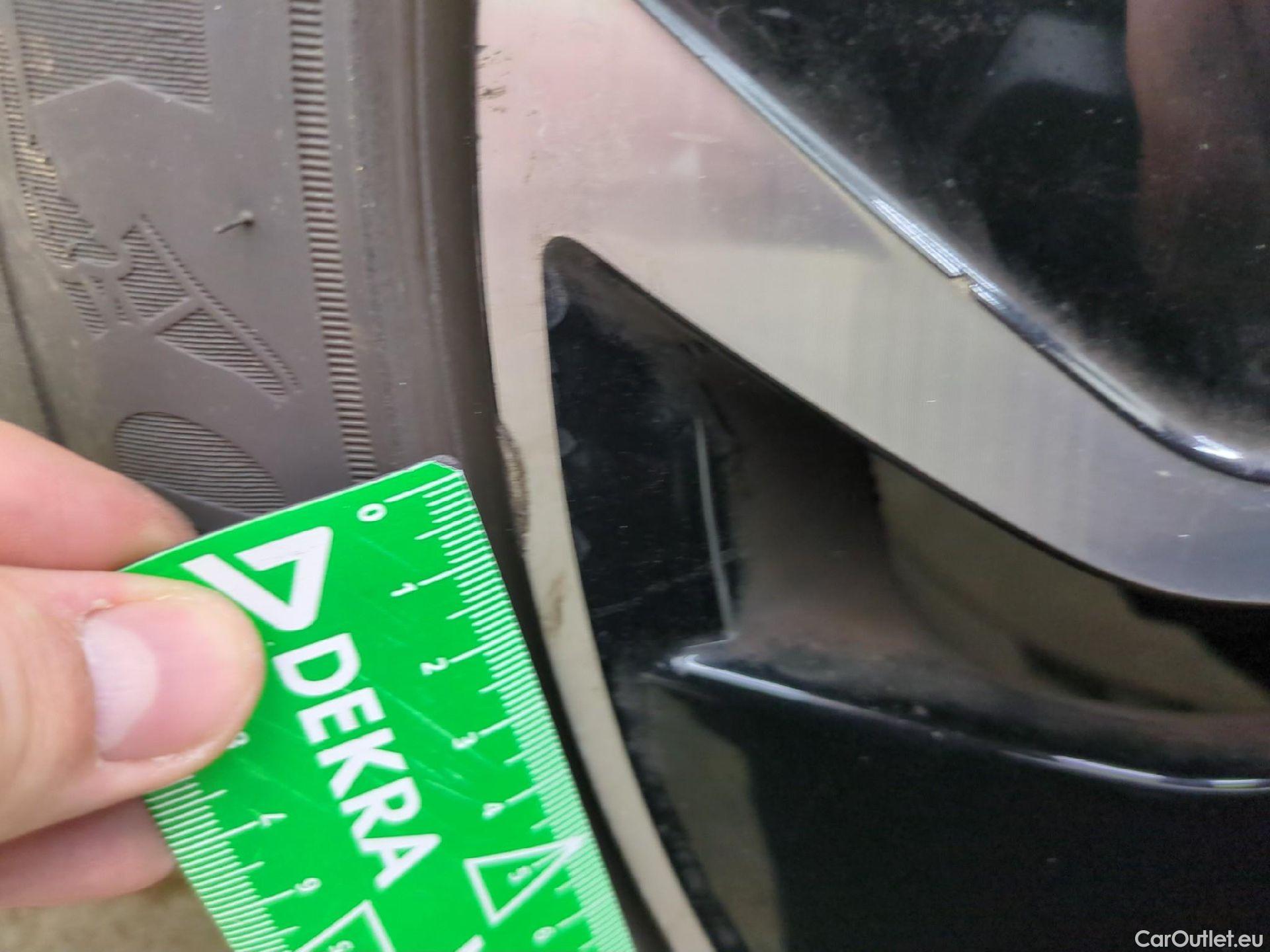  Volkswagen  Golf  VOLKSWAGEN / 2020 / 5P / Berline 1.0 eTSI OPF 110 DSG7 Life Business #22