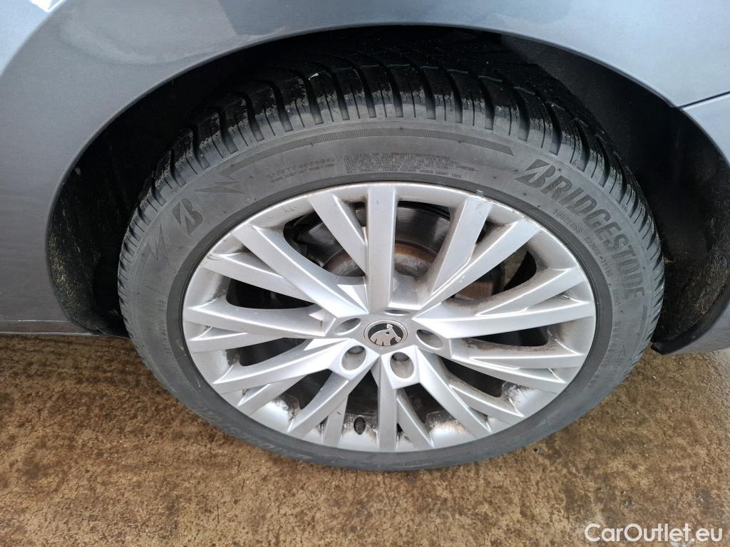  Skoda  Superb  Break Style 2.0 TDI 150CV BVA7 E6d #28