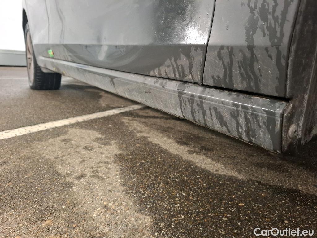  Volkswagen  Golf  VOLKSWAGEN  2020 5P  Berline 20 TDI SCR 115 DSG7 Life Busi #6