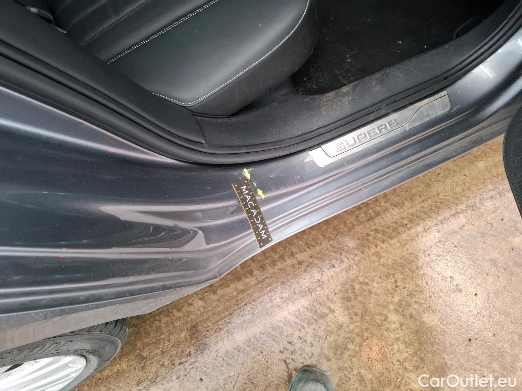  Skoda  Superb  Break Style 2.0 TDI 150CV BVA7 E6d #24