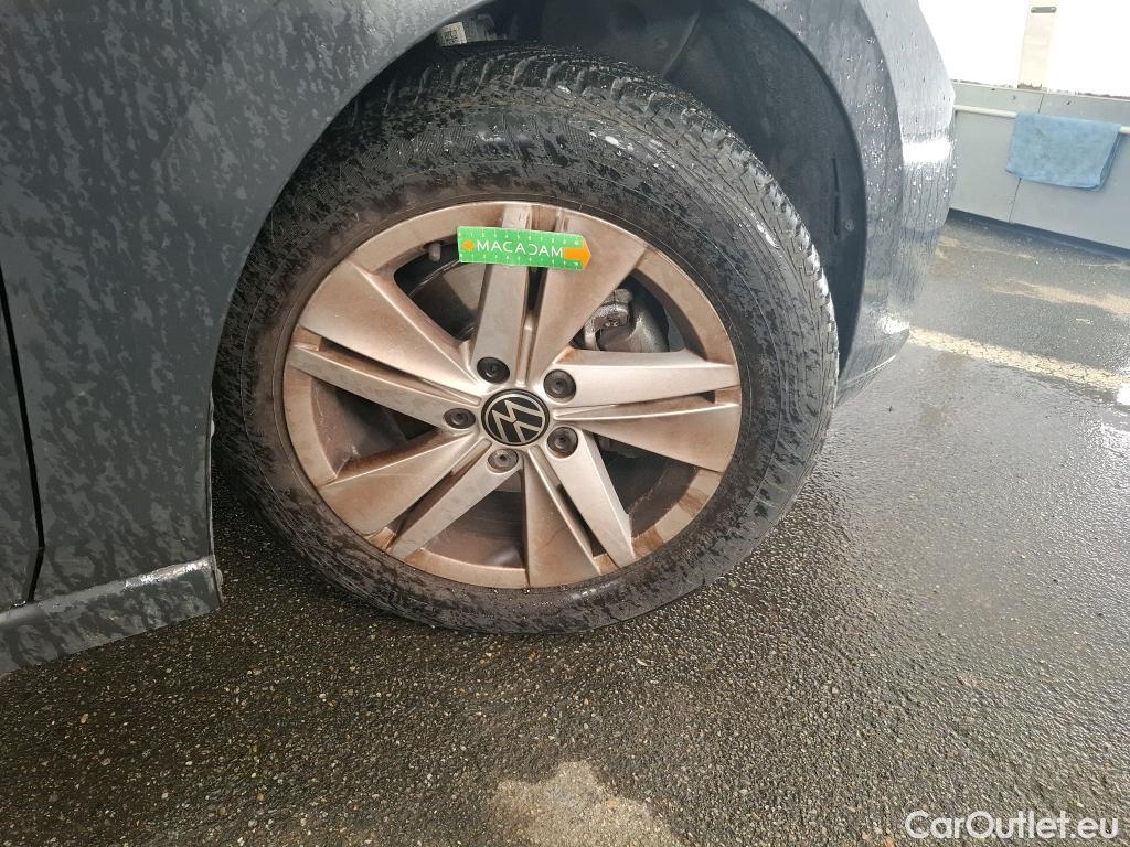  Volkswagen  Golf  VOLKSWAGEN  2020 5P  Berline 20 TDI SCR 115 DSG7 Life Busi #21