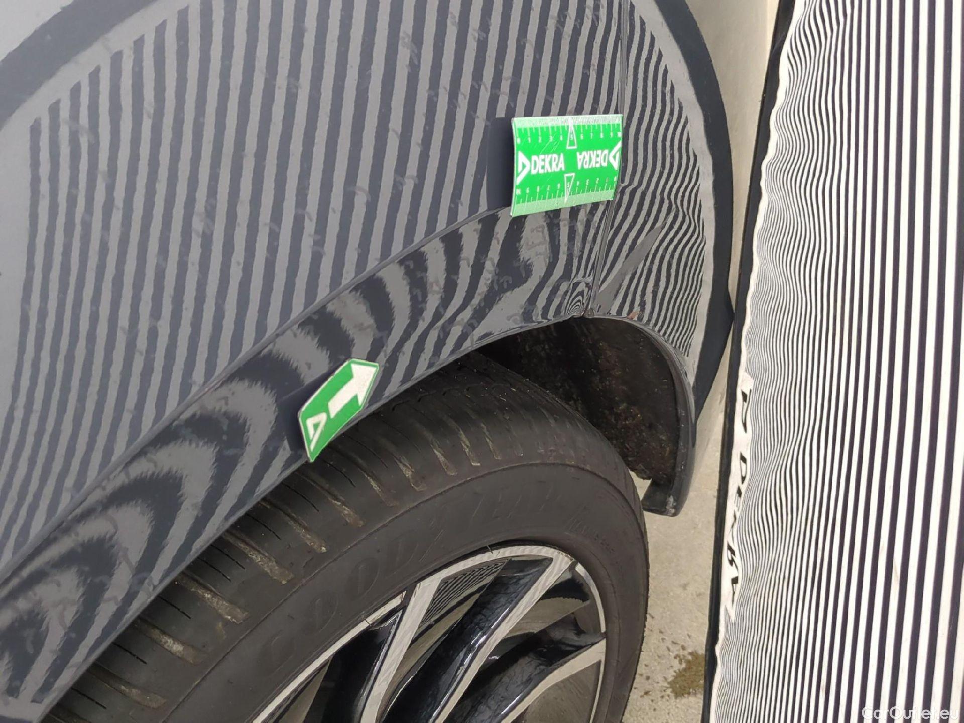  Volkswagen  Golf  VOLKSWAGEN / 2020 / 5P / Berline 1.0 eTSI OPF 110 DSG7 Life Business #51