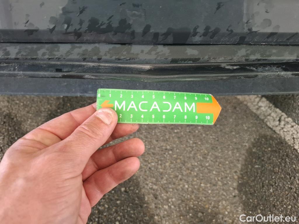  Volkswagen  Golf  VOLKSWAGEN  2020 5P  Berline 20 TDI SCR 115 DSG7 Life Busi #16