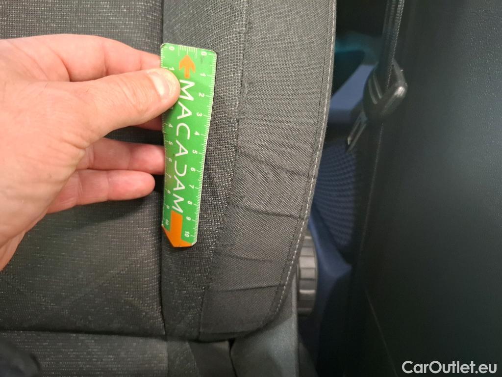  Volkswagen  Golf  VOLKSWAGEN  2020 5P  Berline 20 TDI SCR 115 DSG7 Life Busi #33