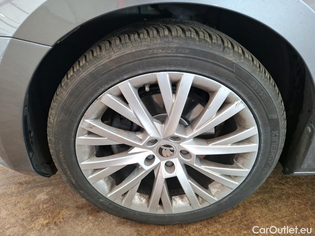  Skoda  Superb  Break Style 2.0 TDI 150CV BVA7 E6d #9