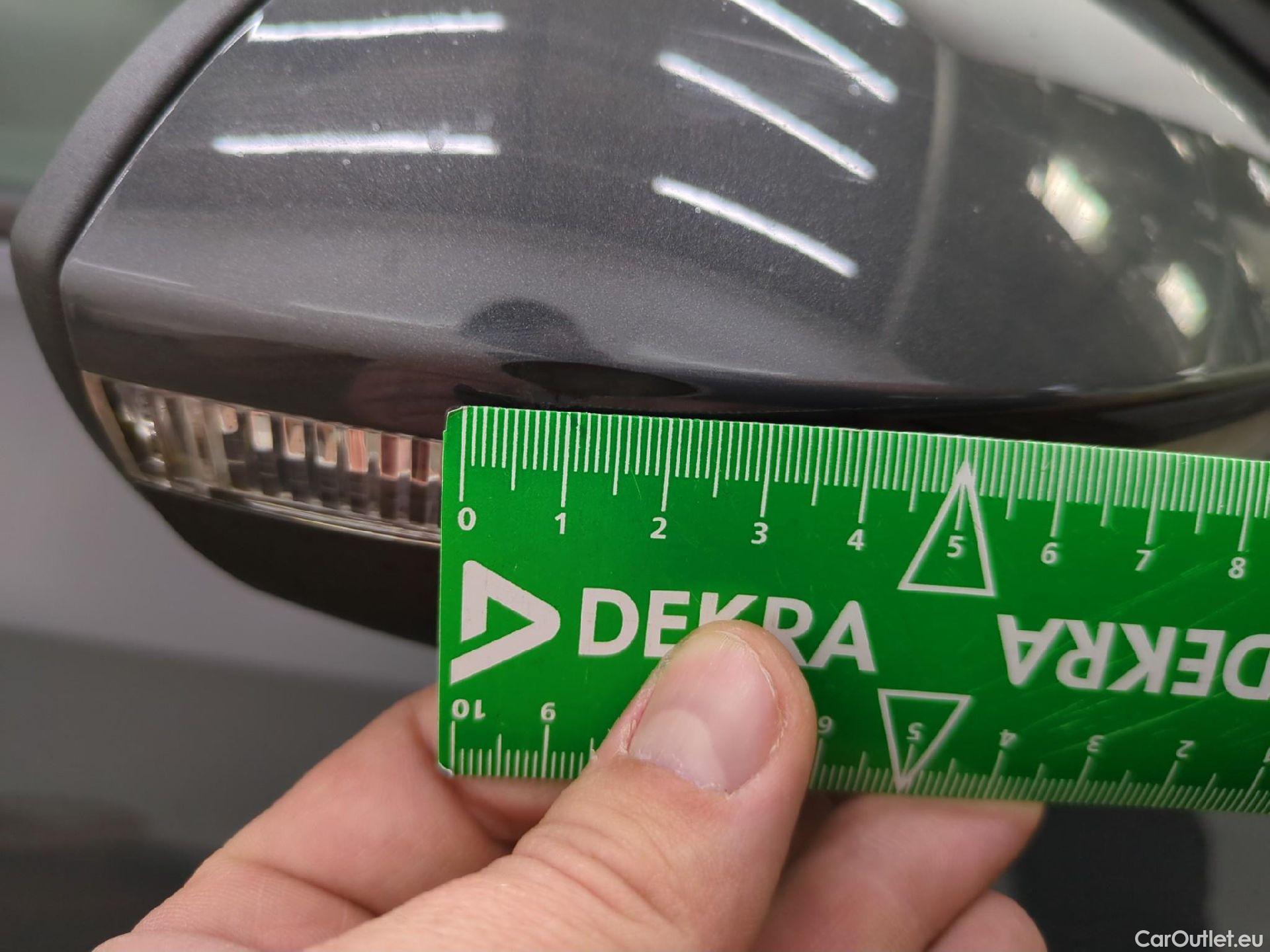  Volkswagen  Golf  VOLKSWAGEN / 2020 / 5P / Berline 1.0 eTSI OPF 110 DSG7 Life Business #5