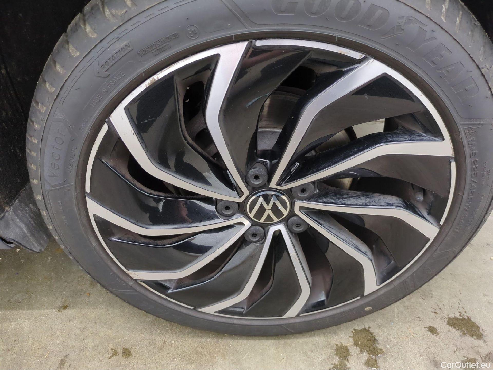  Volkswagen  Golf  VOLKSWAGEN / 2020 / 5P / Berline 1.0 eTSI OPF 110 DSG7 Life Business #29