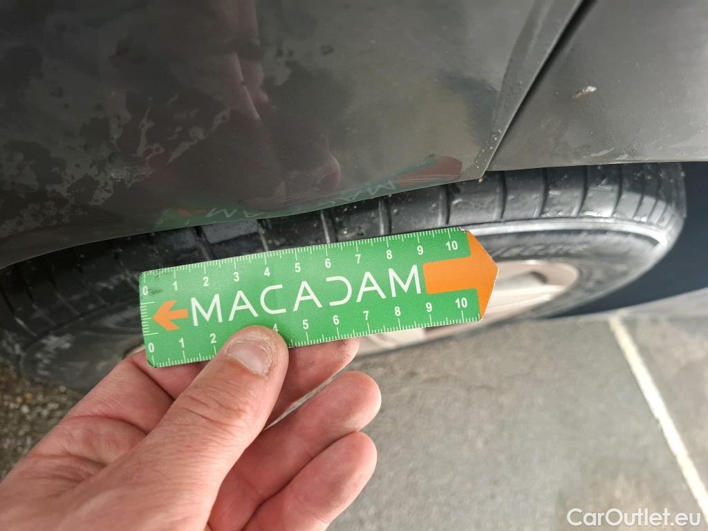  Volkswagen  Golf  VOLKSWAGEN  2020 5P  Berline 20 TDI SCR 115 DSG7 Life Busi #12