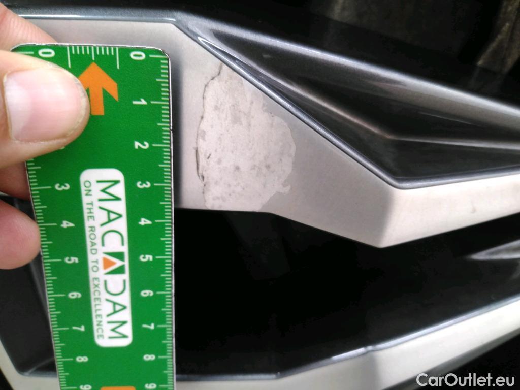  Volkswagen  Tiguan VOLKSWAGEN  Allspace / 2017 / 5P / SUV 2.0 TDI 150 DSG7 Carat Exclusive #23