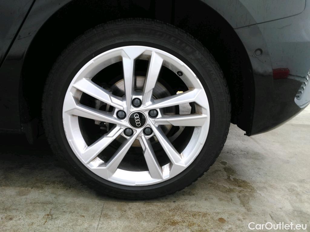  Audi  A3 AUDI  Sportback / 2020 / 5P / Berline 40 TFSI e 204 S Tronic Business Line #33