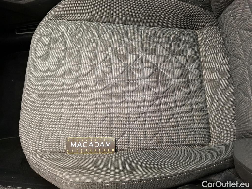  Volkswagen  Tiguan VOLKSWAGEN  / 2020 / 5P / SUV 2.0 TDI 150 DSG7 Life Business #27