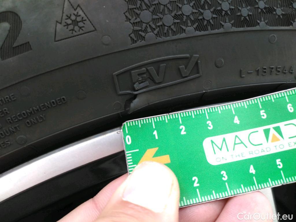  Volkswagen  Tiguan VOLKSWAGEN  Allspace / 2017 / 5P / SUV 2.0 TDI 150 DSG7 Carat Exclusive #9