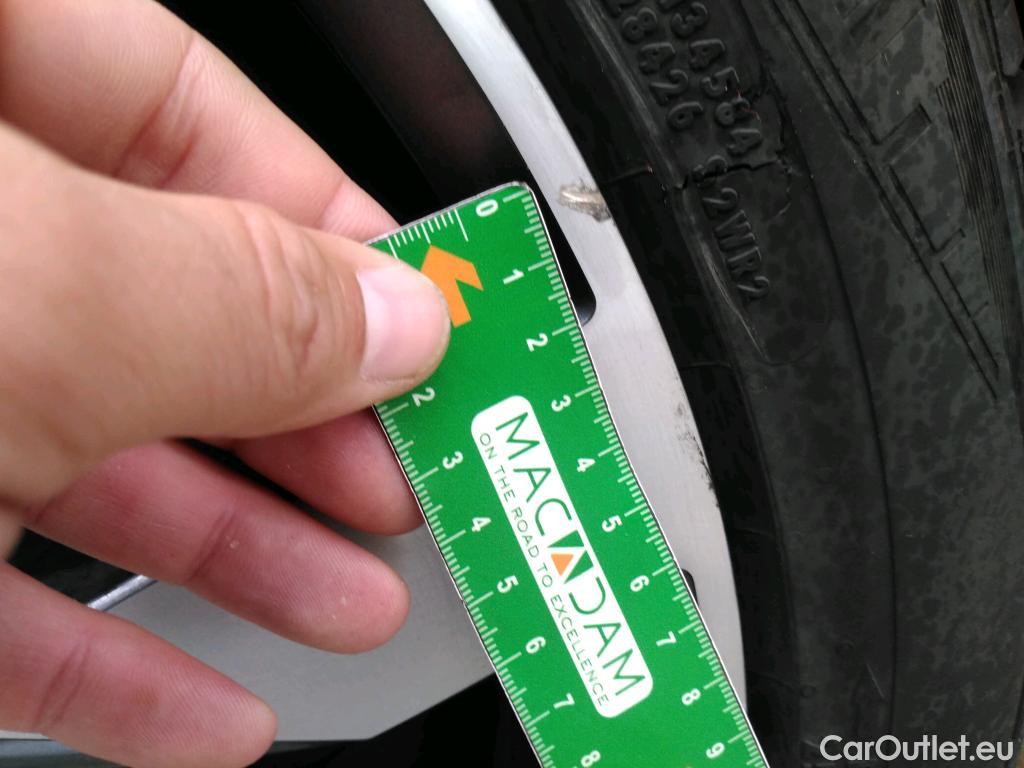  Volkswagen  Tiguan VOLKSWAGEN  Allspace / 2017 / 5P / SUV 2.0 TDI 150 DSG7 Carat Exclusive #44