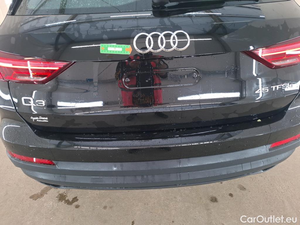  Audi  Q3 AUDI  / 2018 / 5P / SUV 45 TFSI E 245 S TRONIC BUSINESS LINE (ex L389) #5
