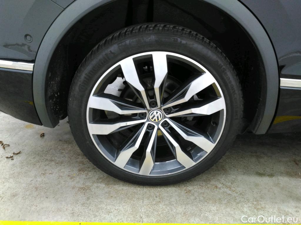  Volkswagen  Tiguan VOLKSWAGEN  Allspace / 2017 / 5P / SUV 2.0 TDI 150 DSG7 Carat Exclusive #3
