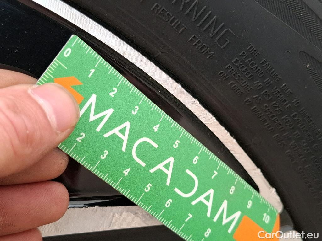  Volkswagen  ID.3  Pro S 77kWh BVA #32