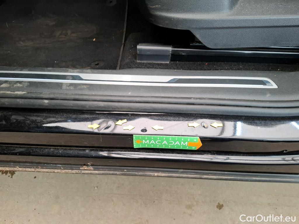  Volkswagen  Tiguan VOLKSWAGEN  / 2020 / 5P / SUV 2.0 TDI 150 DSG7 Life Business #47