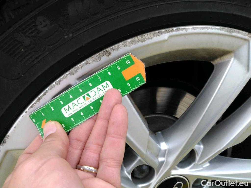  Audi  A3 AUDI  Sportback / 2020 / 5P / Berline 40 TFSI e 204 S Tronic Business Line #27