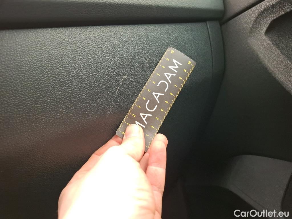  Volkswagen  Tiguan VOLKSWAGEN  / 2020 / 5P / SUV 2.0 TDI 150 DSG7 Life Business #9