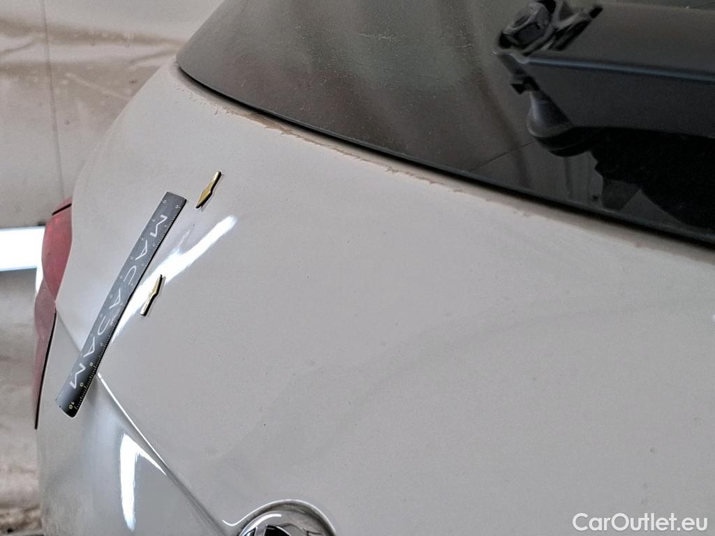  Volkswagen  Tiguan VOLKSWAGEN  / 2020 / 5P / SUV 2.0 TDI 150 DSG7 Life Business #22