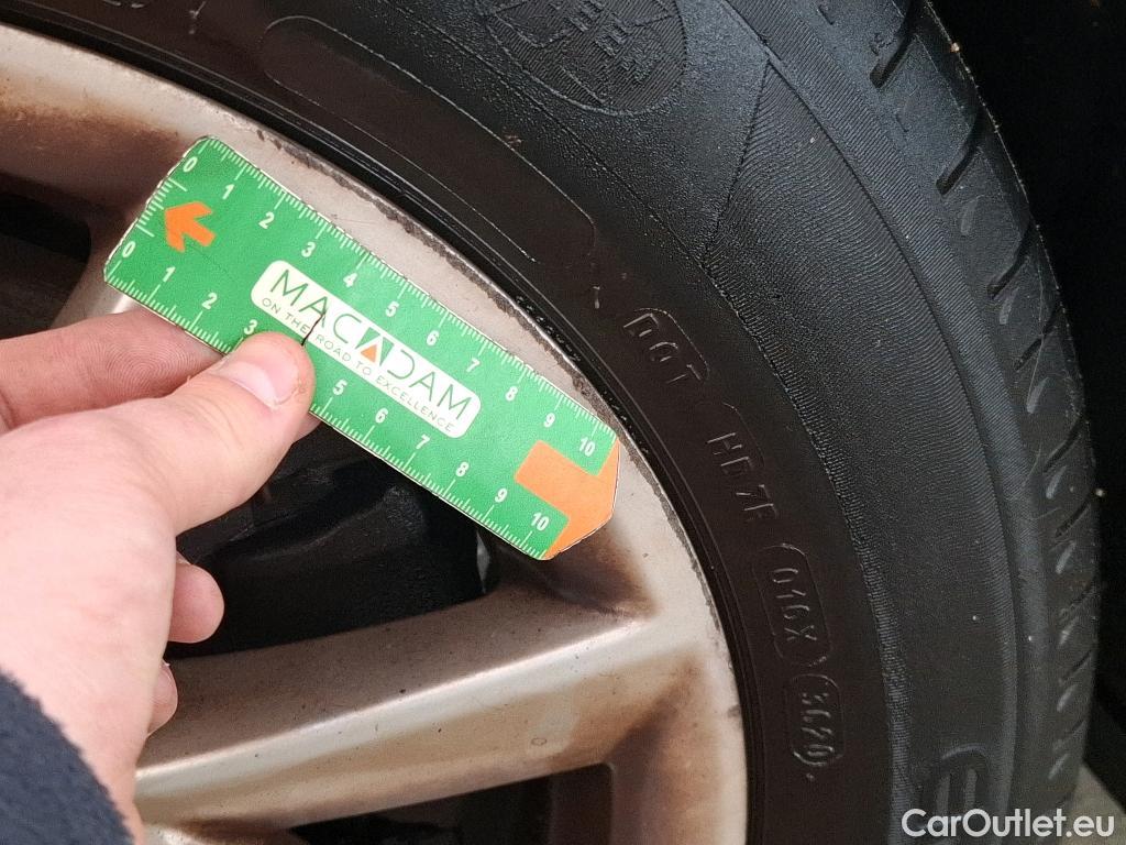  Audi  A4  Avant business line 2.0 TDI 150CV BVA7 E6 #31