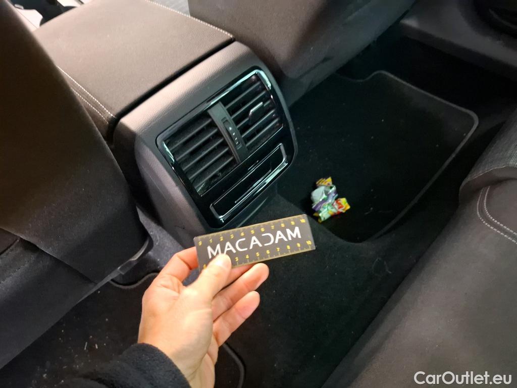  Volkswagen  Passat  Break Business 2.0 TDI 120CV BVA7 E6d #27