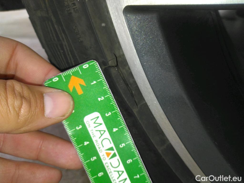  Volkswagen  Tiguan VOLKSWAGEN  Allspace / 2017 / 5P / SUV 2.0 TDI 150 DSG7 Carat Exclusive #2