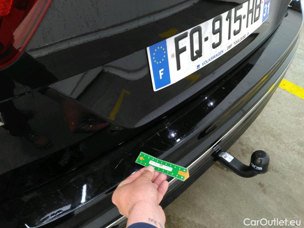  Volkswagen  Tiguan VOLKSWAGEN  Allspace / 2017 / 5P / SUV 2.0 TDI 150 DSG7 Carat Exclusive #59