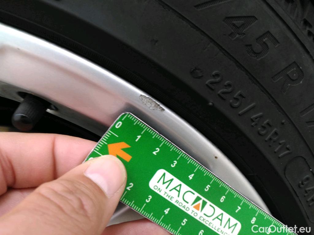  Audi  A3 AUDI  Sportback / 2020 / 5P / Berline 40 TFSI e 204 S Tronic Business Line #34