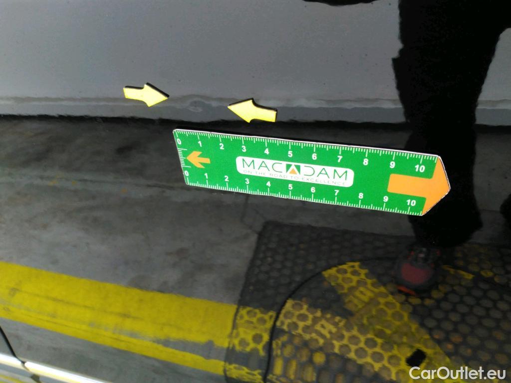  Volkswagen  Tiguan VOLKSWAGEN  Allspace / 2017 / 5P / SUV 2.0 TDI 150 DSG7 Carat Exclusive #57