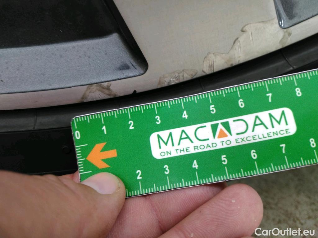  Volkswagen  Tiguan VOLKSWAGEN  Allspace / 2017 / 5P / SUV 2.0 TDI 150 DSG7 Carat Exclusive #36