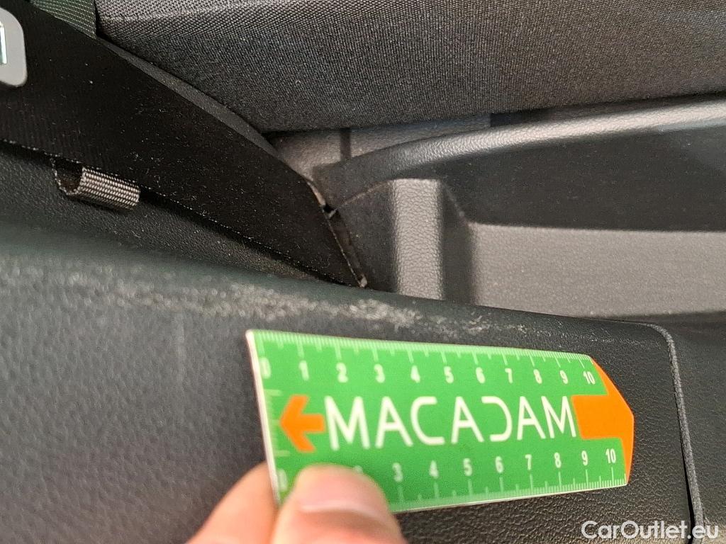  Volkswagen  Tiguan VOLKSWAGEN  / 2020 / 5P / SUV 2.0 TDI 150 DSG7 Life Business #43